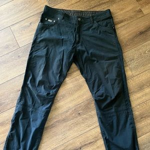 Mens Kuhl brand pants, size 38x32